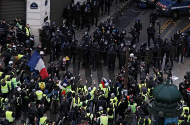 Este sábado, 8 de diciembre de 2018, los chalecos amarillos volvieron a manifestarse en París contra las políticas del presidente, Emmanuel Macron.