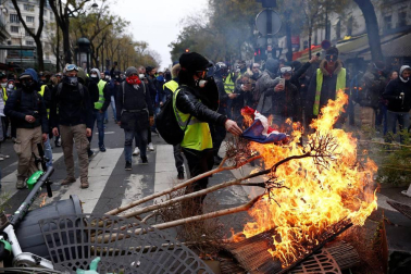 Este sábado, 8 de diciembre de 2018, los chalecos amarillos volvieron a manifestarse en París contra las políticas del presidente, Emmanuel Macron.