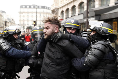 Este sábado, 8 de diciembre de 2018, los chalecos amarillos volvieron a manifestarse en París contra las políticas del presidente, Emmanuel Macron.