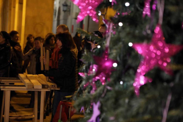 Concentración convocada por el colectivo feminista Andrea- Lunes Lilas para rechazar la violencia machista en especial contra la sentencia que confirma el fallo inicial de la Manada.