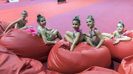 Los clubes se han exhibido en el primer pase en el Navarra Arena.