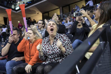 Los clubes se han exhibido en el segundo pase en el Navarra Arena que se celebró el sábado, 15 de diciembre.