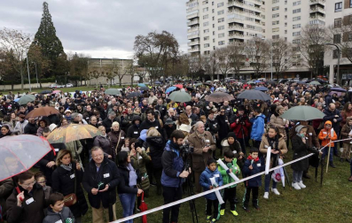 Unas 5.000 personas según los convocantes y 1.500 según la Delegación del Gobierno se han congregado en el parque de la Insumisión para mostrar su descontento con el programa educativo impulsado por el Gobierno foral.