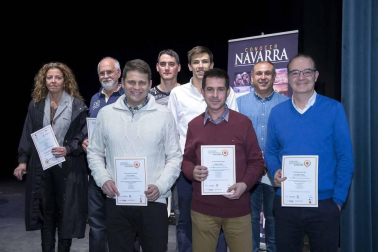 Noáin acogió la presentación del número 53 de la revista, que dedica su portada al Valle de Elorz