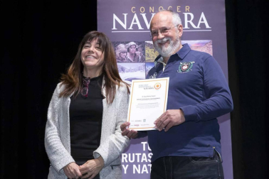 Noáin acogió la presentación del número 53 de la revista, que dedica su portada al Valle de Elorz
