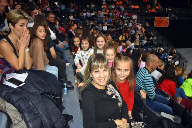 La gimnasia rítmica estatal puso el punto final a la temporada con la disputa del Campeonato de España de Conjuntos de Gimnasia Rítmica Divina Pastora Seguros que tuvo lugar en el Polideportivo Navarra Arena de Pamplona entre el viernes 14 y el domingo 16 de diciembre. En estos días la capital navarra acogió a un total de 1.096 gimnastas procedentes de 104 clubes y 15 comunidades autónomas.
