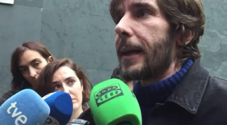 Mikel Buil, tras su expulsión del grupo parlamentario de Podemos-Orain Bai