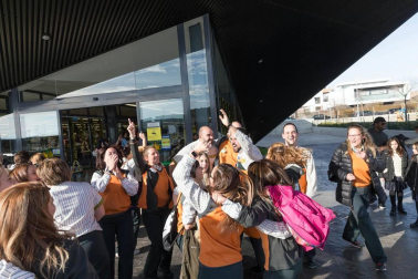Fotos de Pamplona, Tudela y Fitero, donde ha dejado premios el sorteo de la Lotería de Navidad 2018 en Navarra.