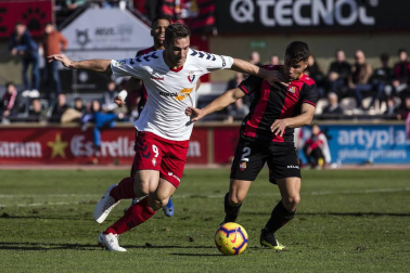 Imágenes del encuentro de la jornada 19 disputado en el Municipal de Reus y que finalizó con triunfo rojillo con un gol de Juan Villar.