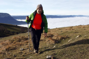 Un millar de montañeros despidieron el año en San Miguel de Aralar.