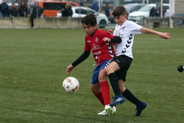 Encuentros disputados de la primera jornada del campeonato en las instalaciones de Tajonar.