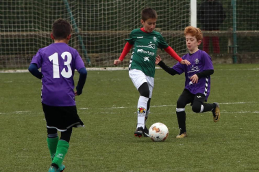 Encuentros disputados de la primera jornada del campeonato en las instalaciones de Tajonar.