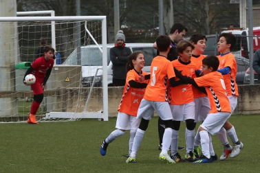 Encuentros disputados de la primera jornada del campeonato en las instalaciones de Tajonar.