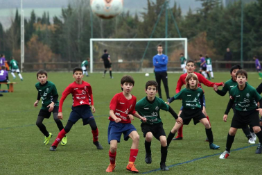 Encuentros disputados de la primera jornada del campeonato en las instalaciones de Tajonar.
