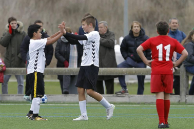 Encuentros disputados de la primera jornada del campeonato en las instalaciones de Tajonar.