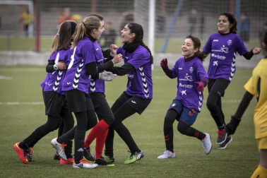 Encuentros disputados de la primera jornada del campeonato en las instalaciones de Tajonar.