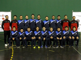 El Polideportivo Municipal de Ezcabarte acogió este viernes, 28 de diciembre, la presentación de las selecciones navarras de balonmano en categorías infantiles, cadetes y juveniles para la cita del 2 al 7 de enero en Valladolid.