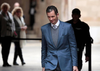 El año que se despedirá mañana ha arrojado una imagen que predomina sobre las demás: la de la calle, como el Paseo Sarasate de Pamplona, tomada por una ciudadanía llena de enojo a raíz de la sentencia judicial del caso de 'la manada'. En la indignación, el grito de las mujeres tronó.