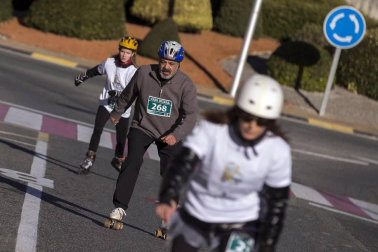 La prueba, organizada por el Club de Patinaje de la localidad, ha recaudado fondos para la Fundación Niños contra el Cáncer de la CUN