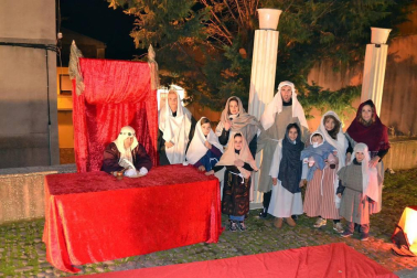Todas las fotos del belén viviente de San Adrián 2018