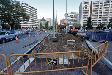 El año que se despedirá este domingo ha arrojado una imagen que predomina sobre las demás: la de la calle, como el Paseo Sarasate de Pamplona en la fotografía de abajo, tomada por una ciudadanía llena de enojo a raíz de la sentencia judicial del caso de 'la manada'. En la indignación, el grito de las mujeres tronó.