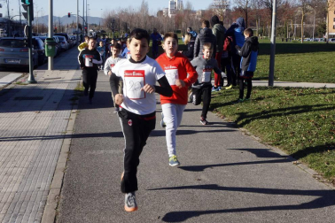 Fotos de la carrera de San Silvestre en Buztintxuri