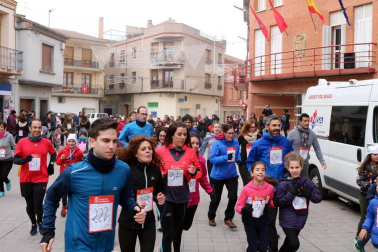 Varias localidades de la Ribera como Cortes, Buñuel, Fustiñana, Cascante o Arguedas despidieron el año corriendo una San Silvestre