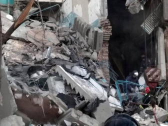 Al menos siete personas han muerto y otras 37 permanecen desaparecidas tras el derrumbe parcial de un bloque de viviendas en la localidad rusa de Magnitogorsk, en la zona de los Urales