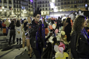 Pamplona vuelve a recibir el año disfrazada