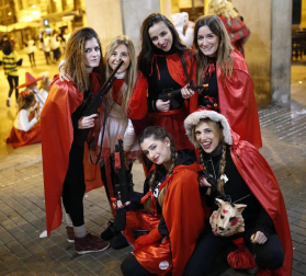 Pamplona vuelve a recibir el año disfrazada
