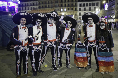 Pamplona vuelve a recibir el año disfrazada