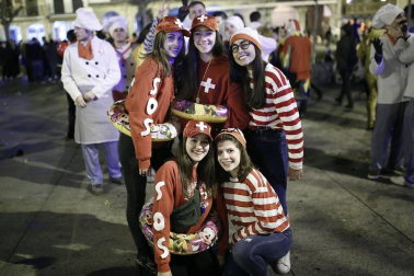 Pamplona vuelve a recibir el año disfrazada