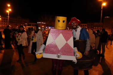 Pamplona vuelve a recibir el año disfrazada