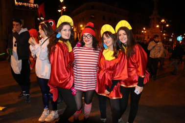 Pamplona vuelve a recibir el año disfrazada