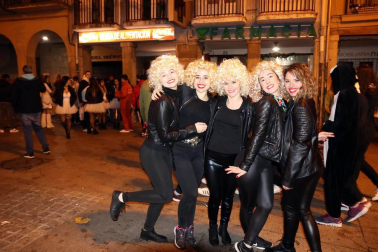 Pamplona vuelve a recibir el año disfrazada