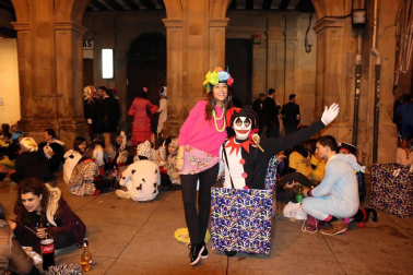 Pamplona vuelve a recibir el año disfrazada