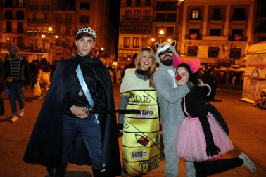 Pamplona vuelve a recibir el año disfrazada