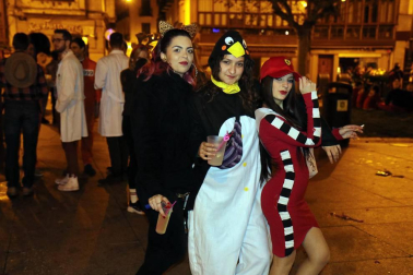 Pamplona vuelve a recibir el año disfrazada