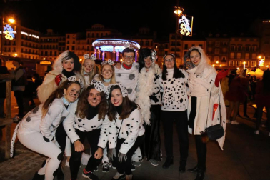 Pamplona vuelve a recibir el año disfrazada