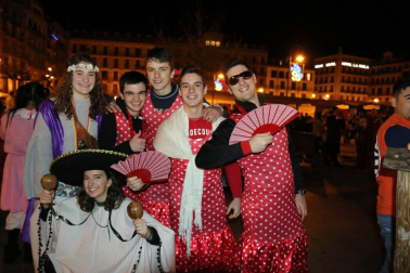 Pamplona vuelve a recibir el año disfrazada