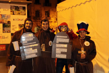 Pamplona vuelve a recibir el año disfrazada