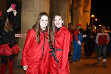 Pamplona vuelve a recibir el año disfrazada