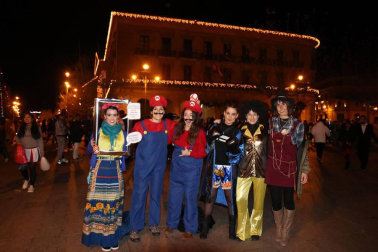 Pamplona vuelve a recibir el año disfrazada