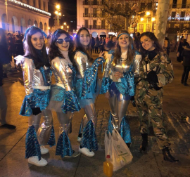 Pamplona vuelve a recibir el año disfrazada