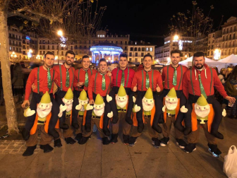 Pamplona vuelve a recibir el año disfrazada