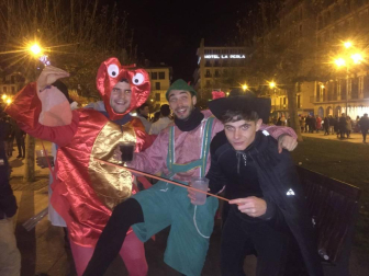 Pamplona vuelve a recibir el año disfrazada
