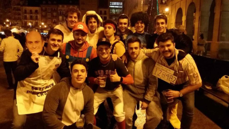 Pamplona vuelve a recibir el año disfrazada