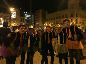 Pamplona vuelve a recibir el año disfrazada