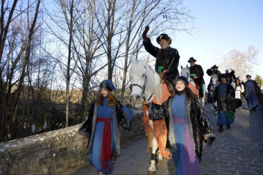 Fotos de la llegada de los Reyes Magos a Pamplona y de la cabalgata