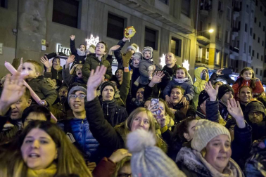 Fotos de la llegada de los Reyes Magos a Pamplona y de la cabalgata